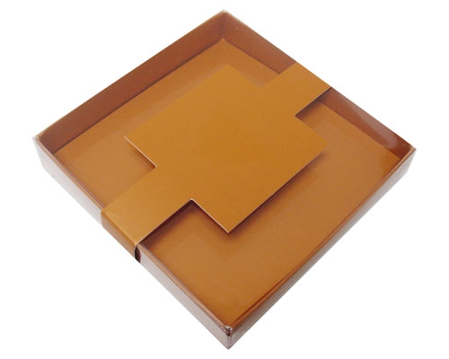 Windowbox carre small with sleeve 110x110x19mm hazelnut