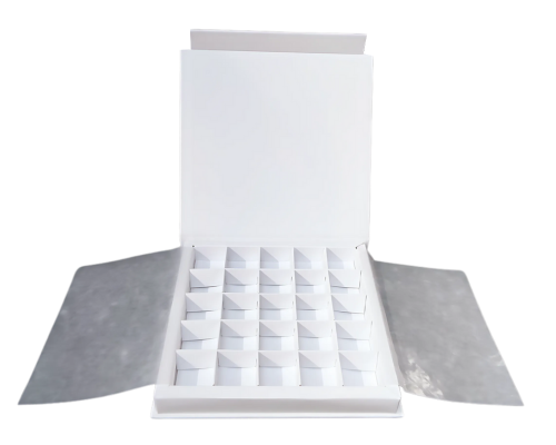 Flip flap box L166xW166xH19mm white white