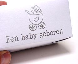 Ballotin, 250gram Een baby geboren  Wit