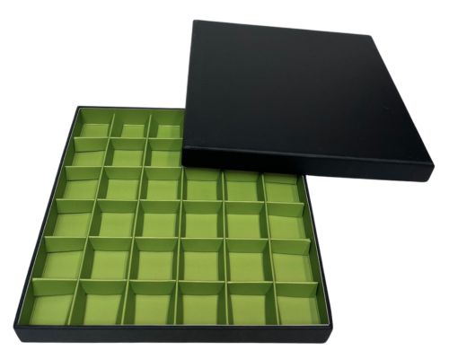 Royal box L204xW204xH24mm + compartments black kiwi green